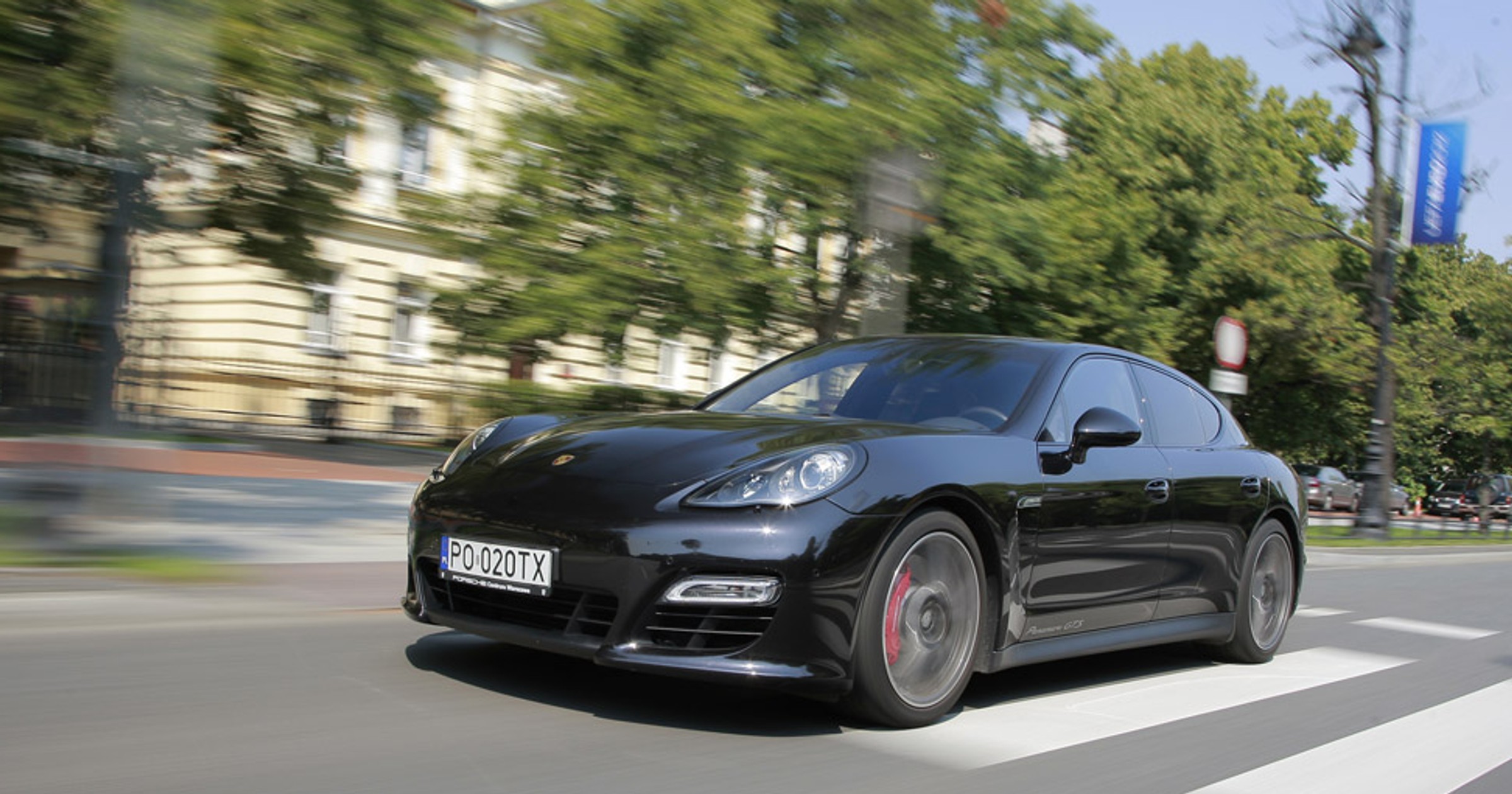 Porsche Panamera GTS: limuzyna na tor i na spotkanie