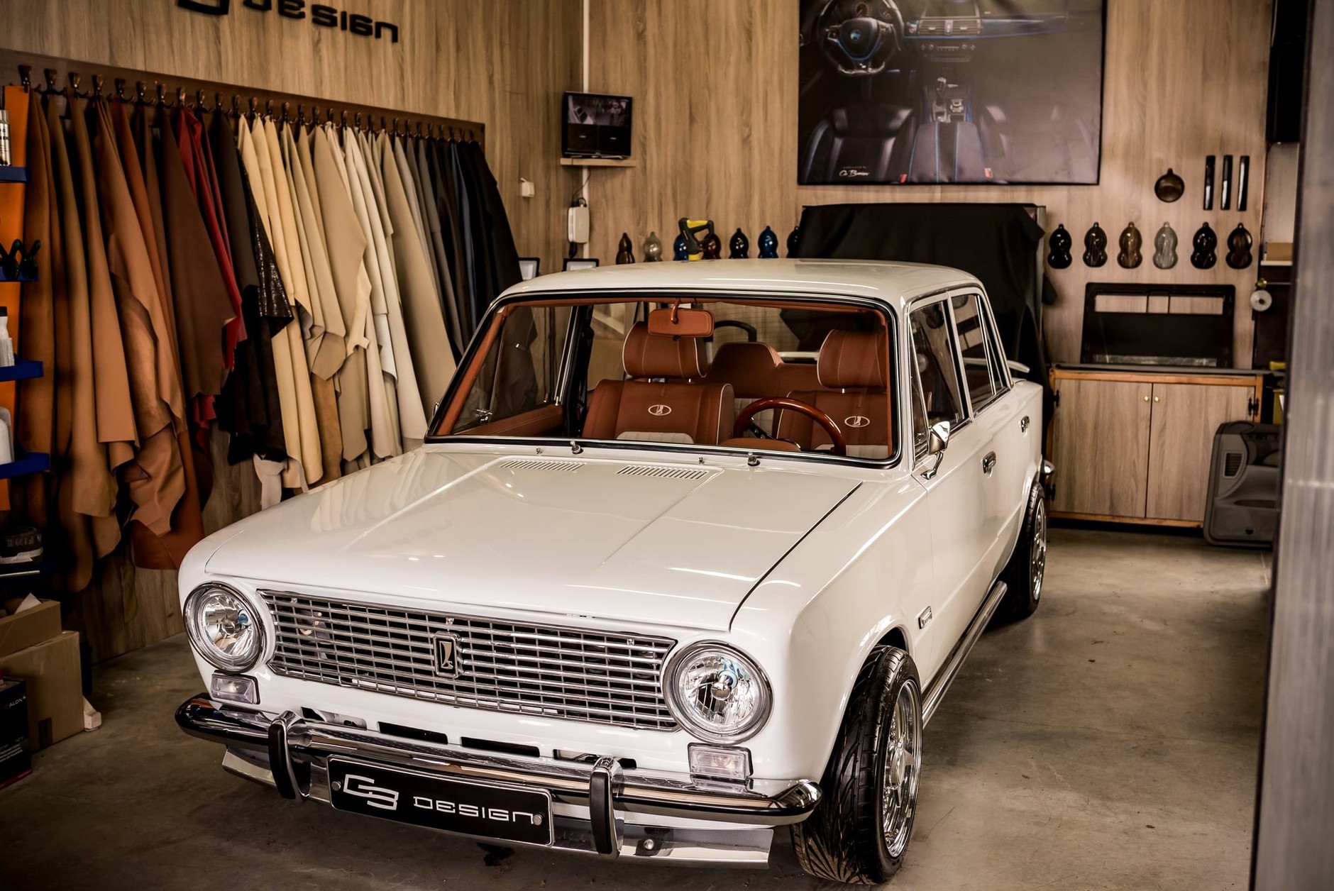 Łada 2101 Exclusive 50th Anniversary edition