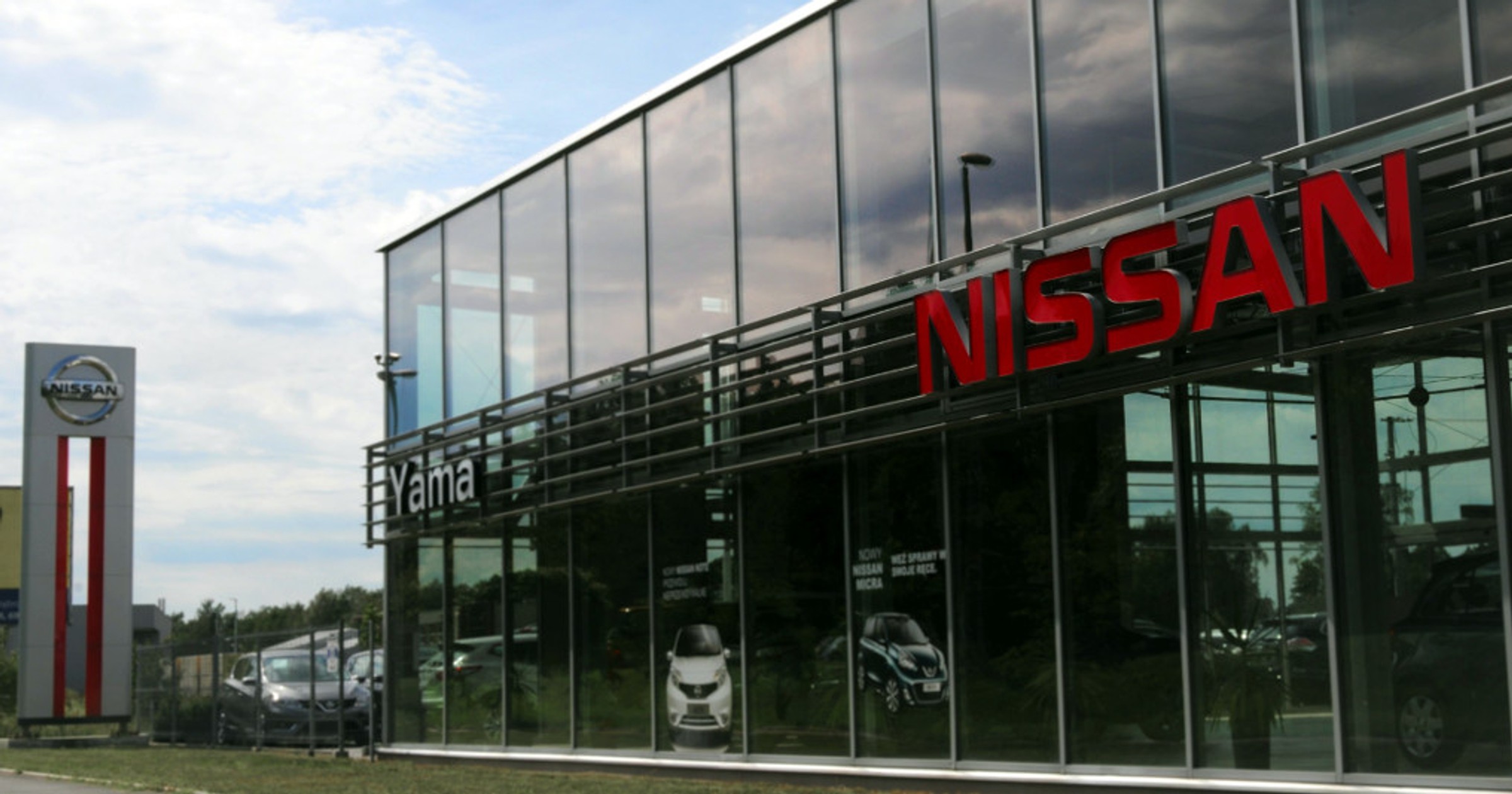 Salon Nissana w Toruniu - Yama