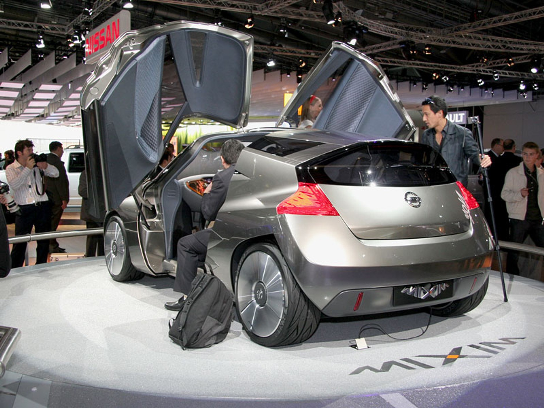 IAA Frankfurt 2009: jak dojechać, gdzie kupić bilet - informacje praktyczne dla zwiedzających