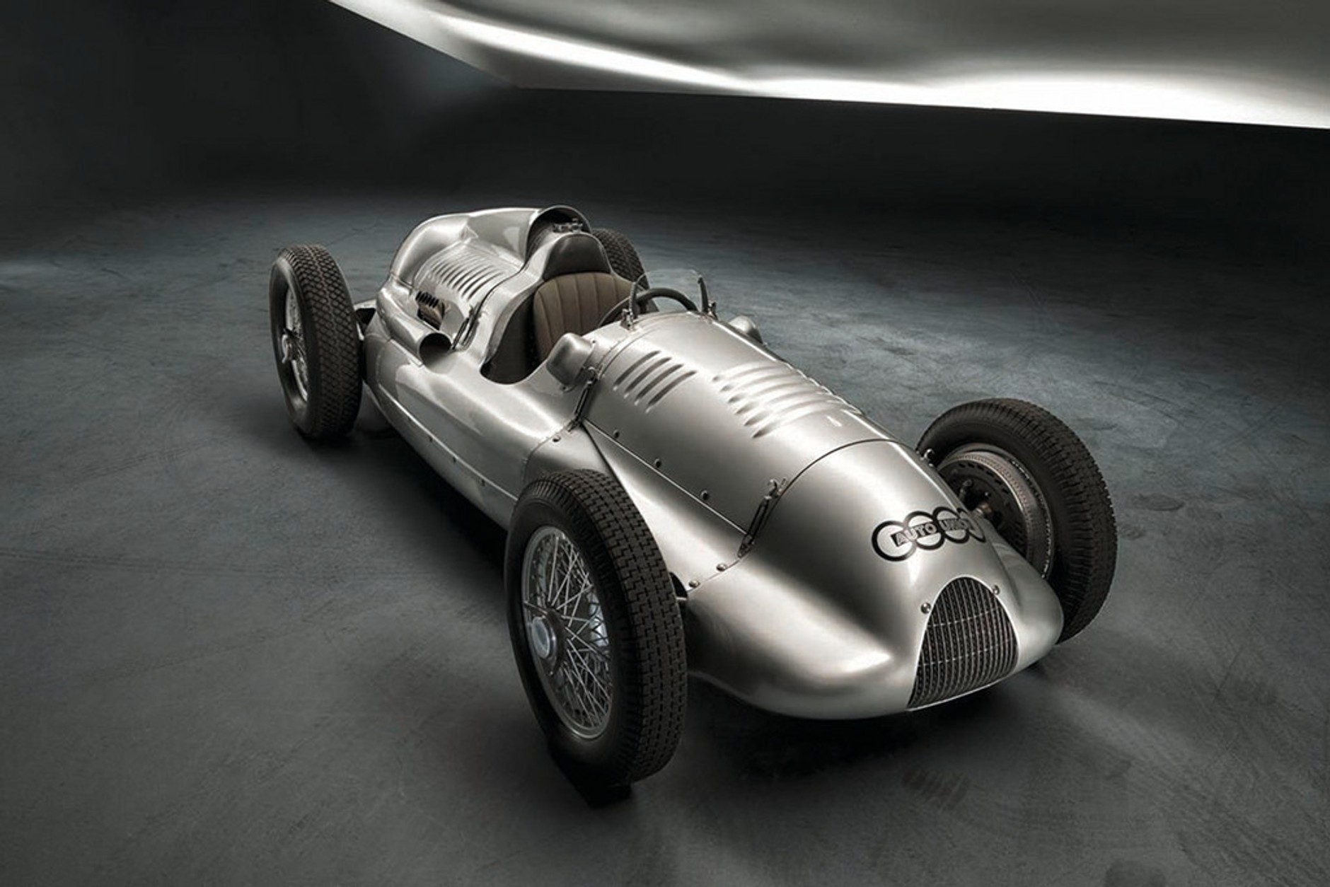 Ostatnia „srebrna strzała” w rękach Audi