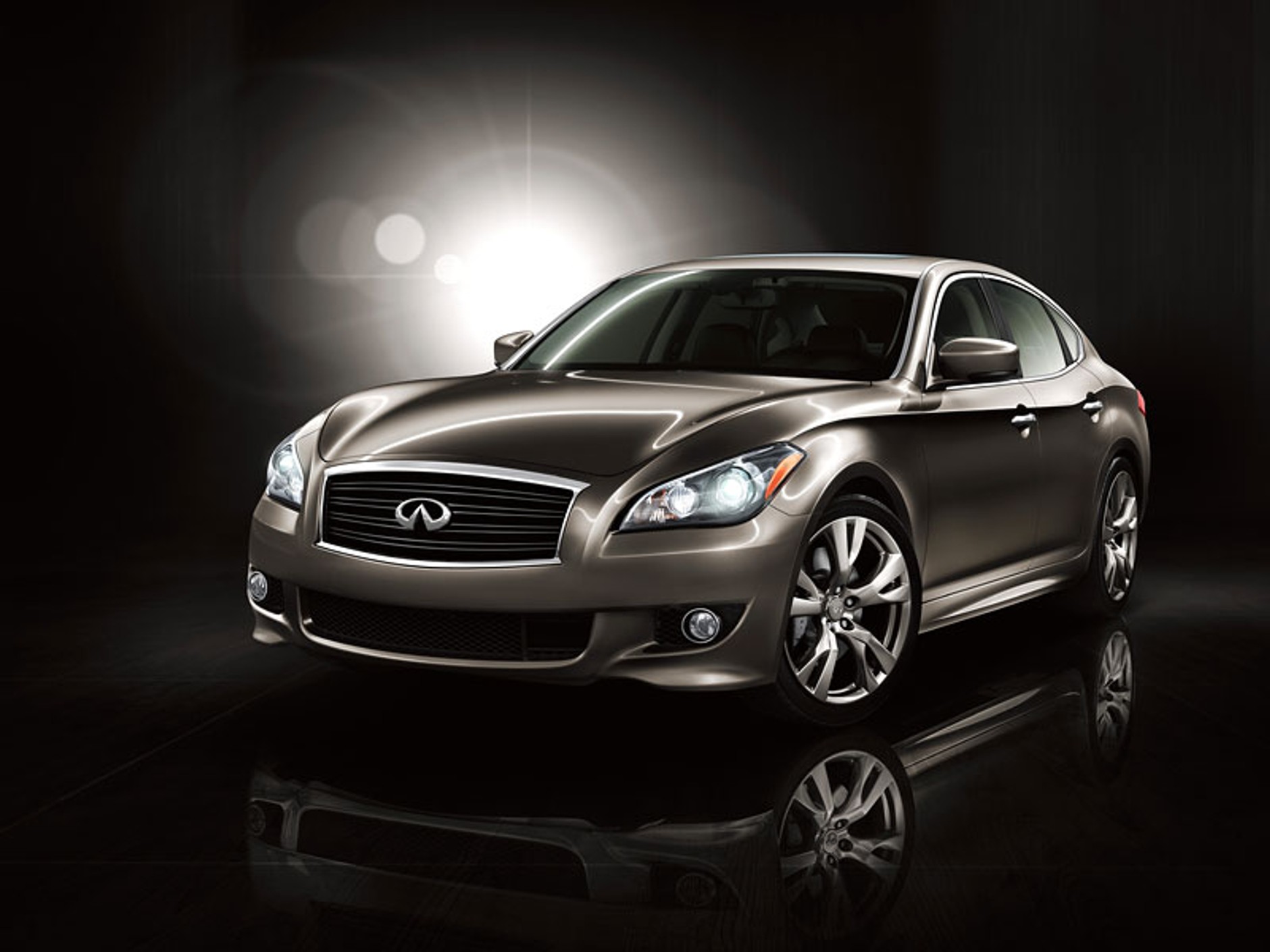 Infiniti M: premiera w USA, ale sprzedaż też w Europie