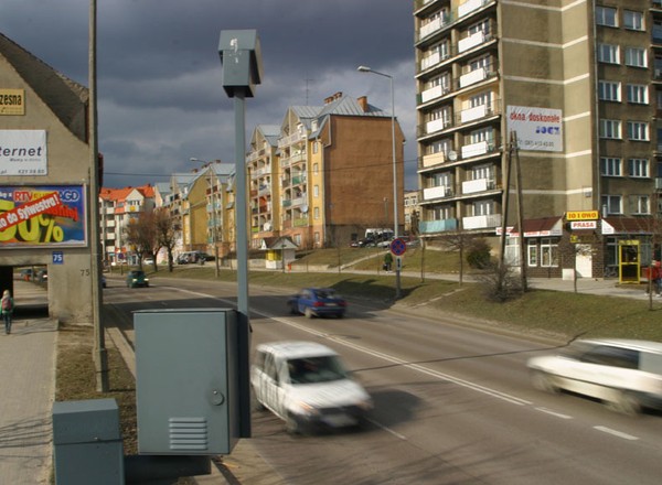 Mandat z fotoradaru! Zobacz jak tego uniknąć