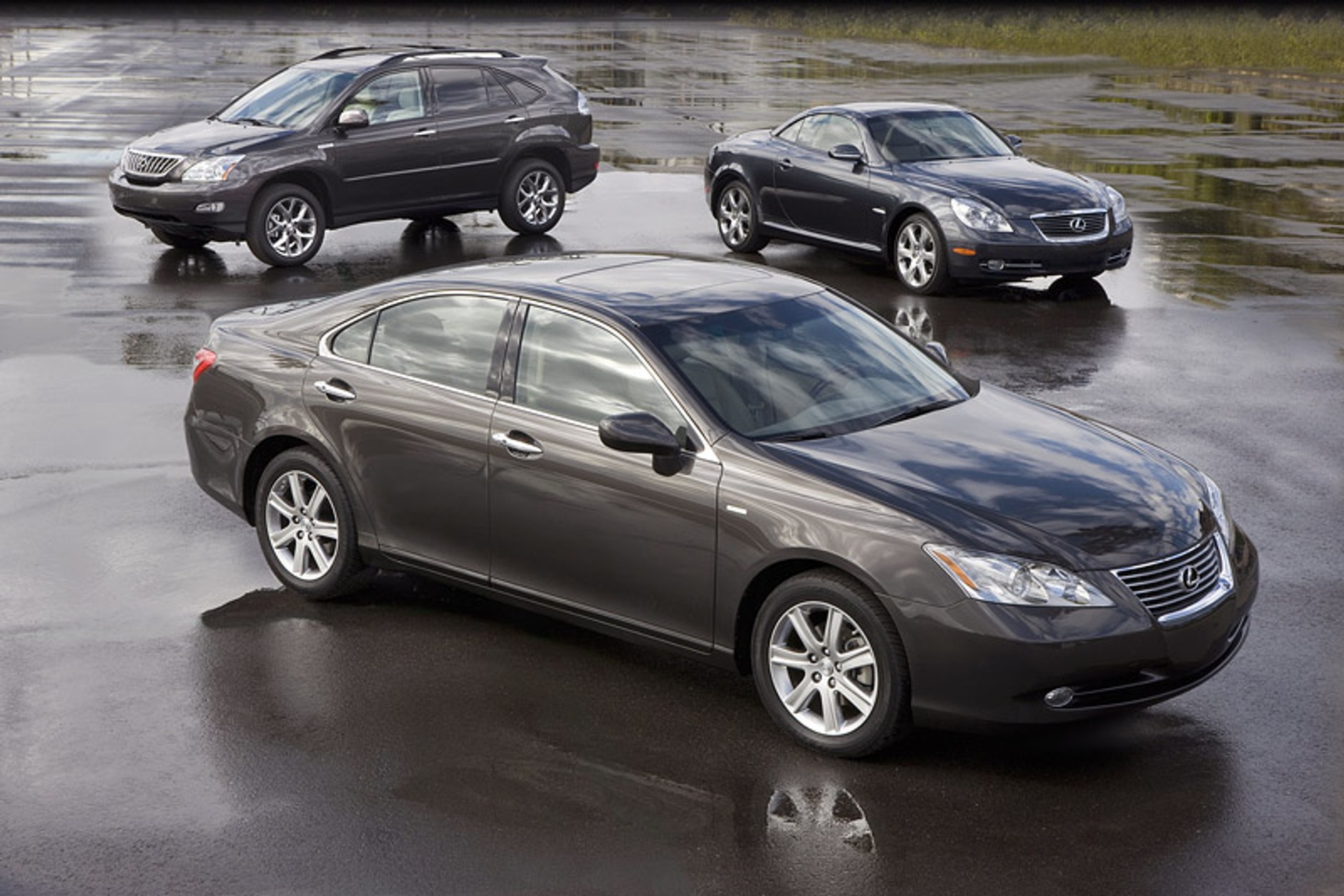 Chicago 2008: Lexus - RX 350 i ES 350 w edycji Pebble Beach
