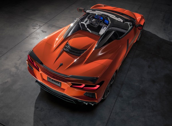 Nowy Chevrolet Corvette cabrio – po raz pierwszy ze sztywnym dachem