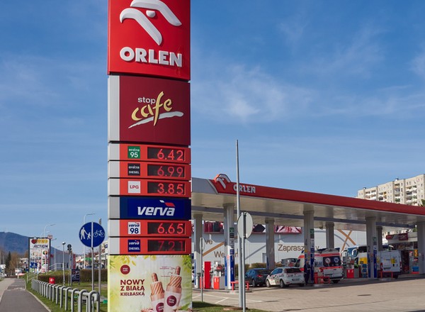 Orlen na Węgrzech zastąpi Lukoil. Jest decyzja