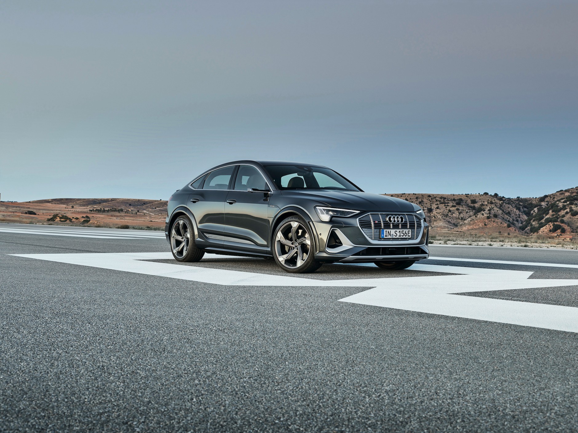 Audi e-tron – cztery koła pod napięciem