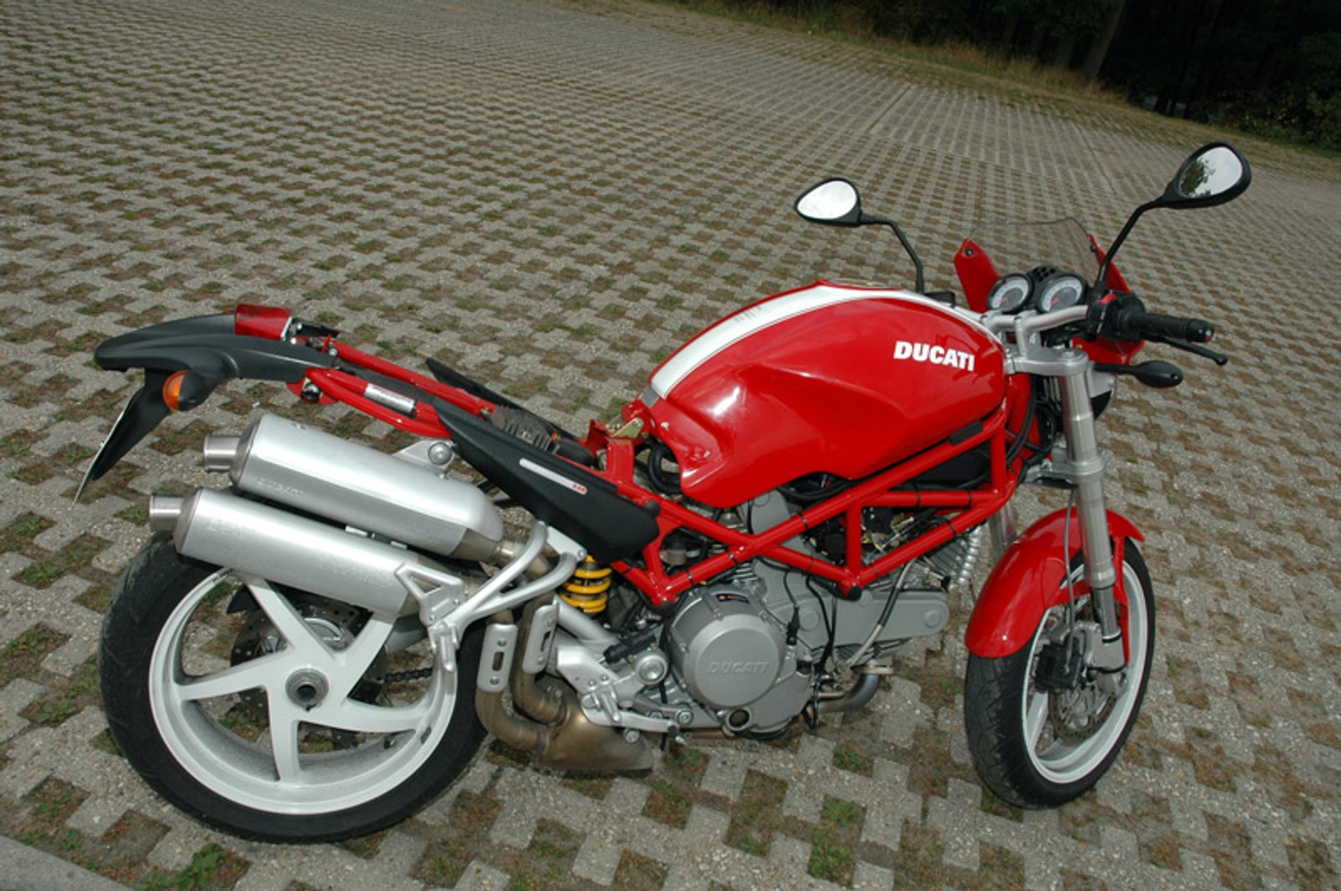 Ducati Monster S2R – włoska żyleta (test)