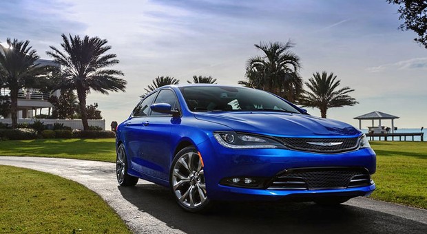 Detroit 2014: Chrysler 200 z genami Alfy
