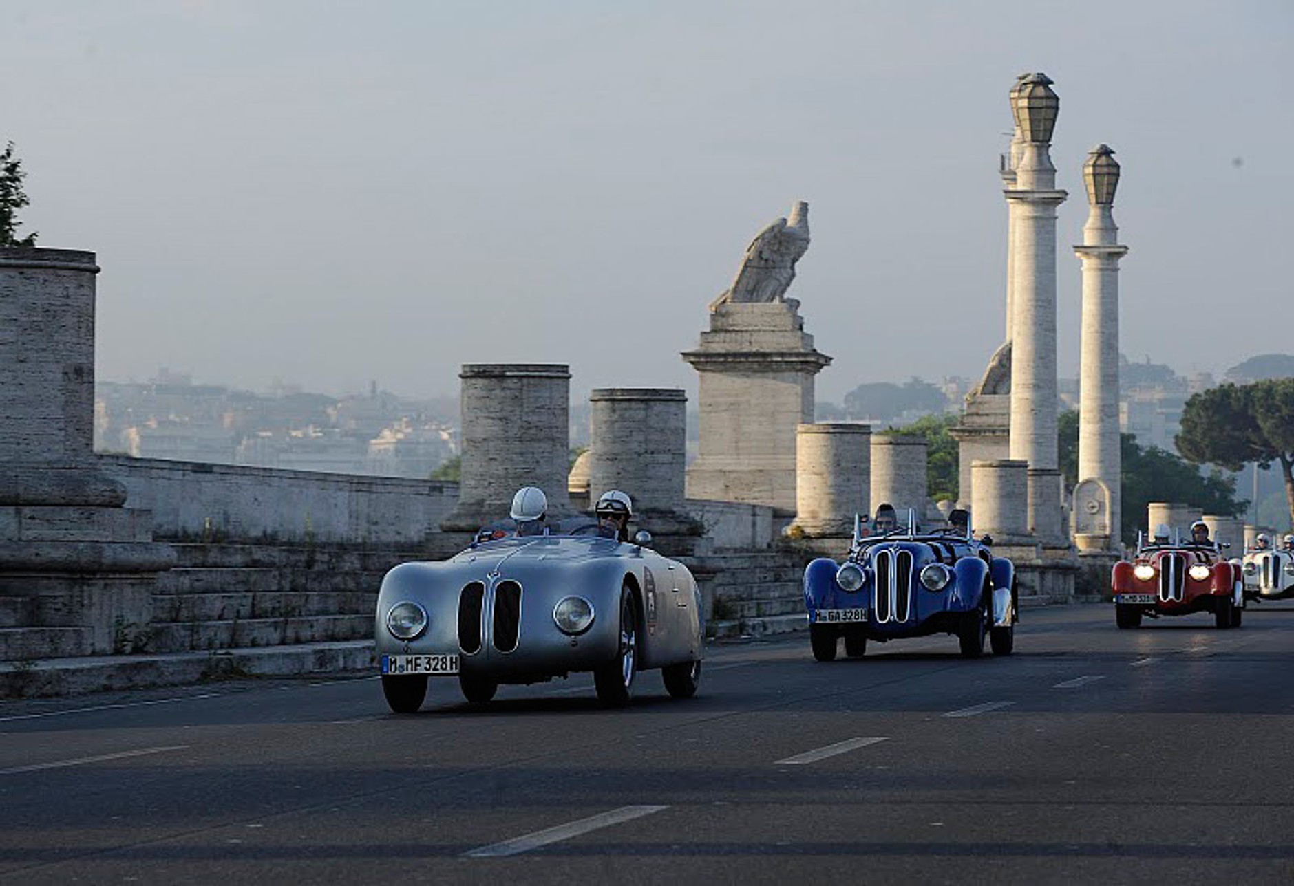 Zobacz zdjęcia z Mille Miglia 2011