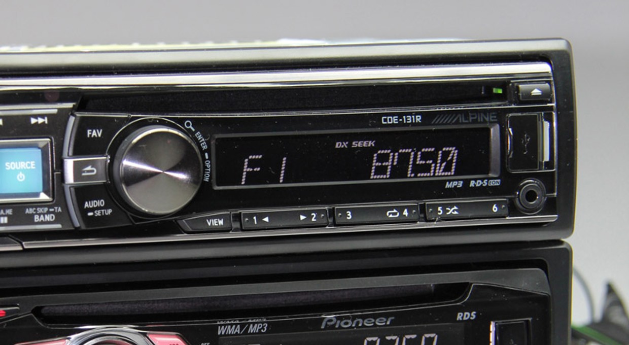 Tanie radio do samochodu nie musi być chińskiej marki (test markowych radioodtwarzaczy)