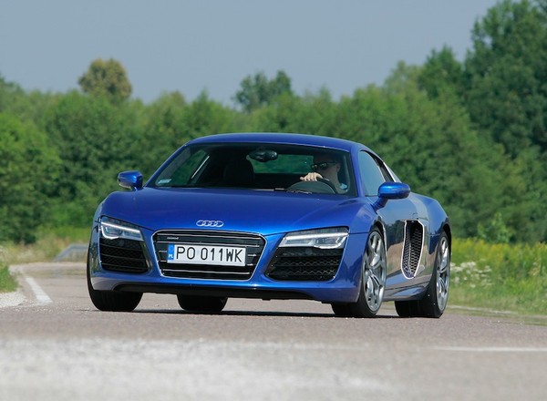 Audi R8 5.2 FSI quattro S tronic: Zamiast porannej kawy