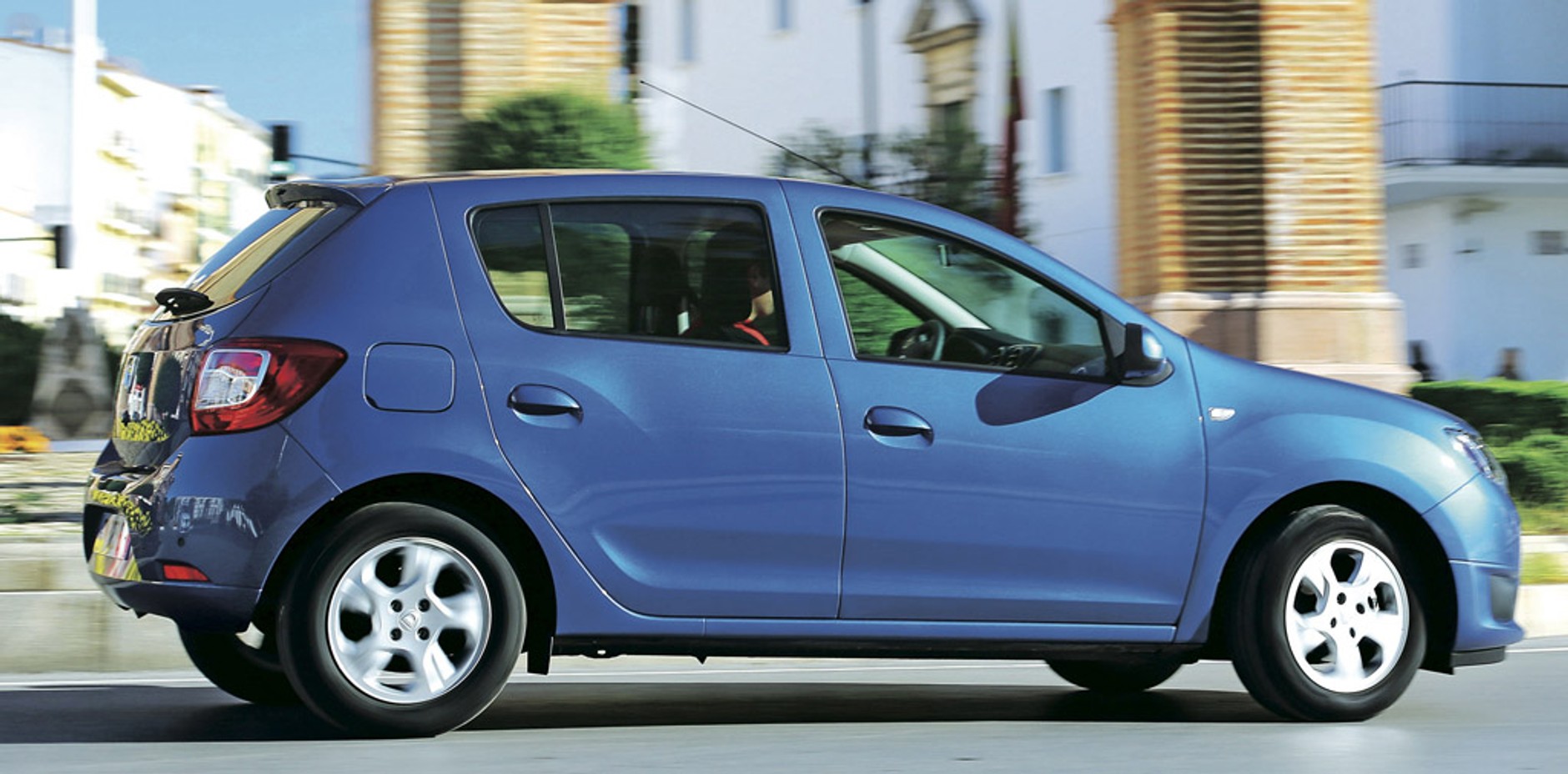 Nowa Dacia Sandero: czy liczy się tyko cena?