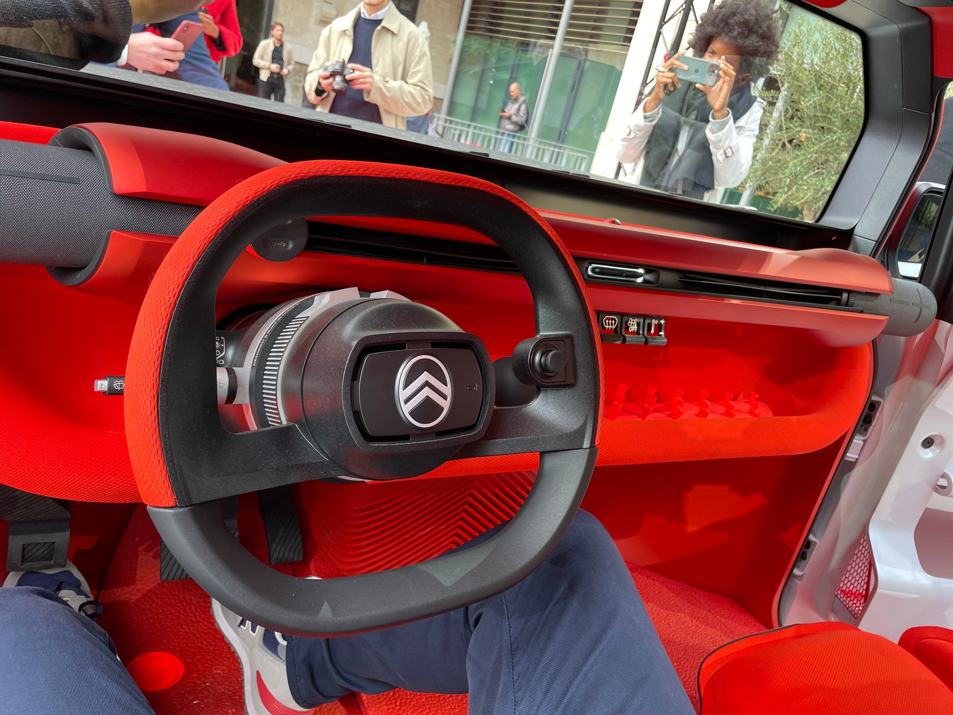 Koncepcyjny Citroen Oli [All-ë]