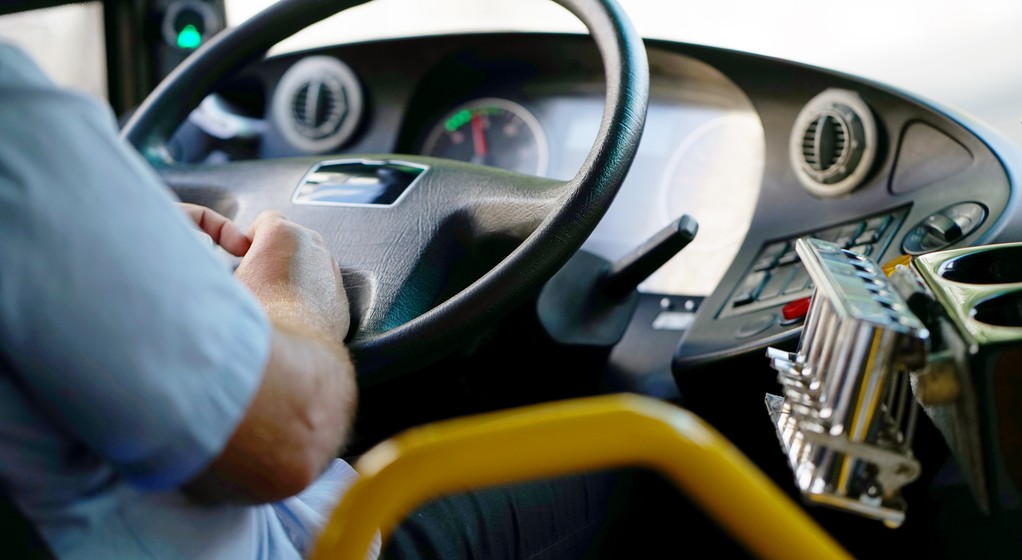 Kierowca autobusu - zdjęcie ilustracyjne