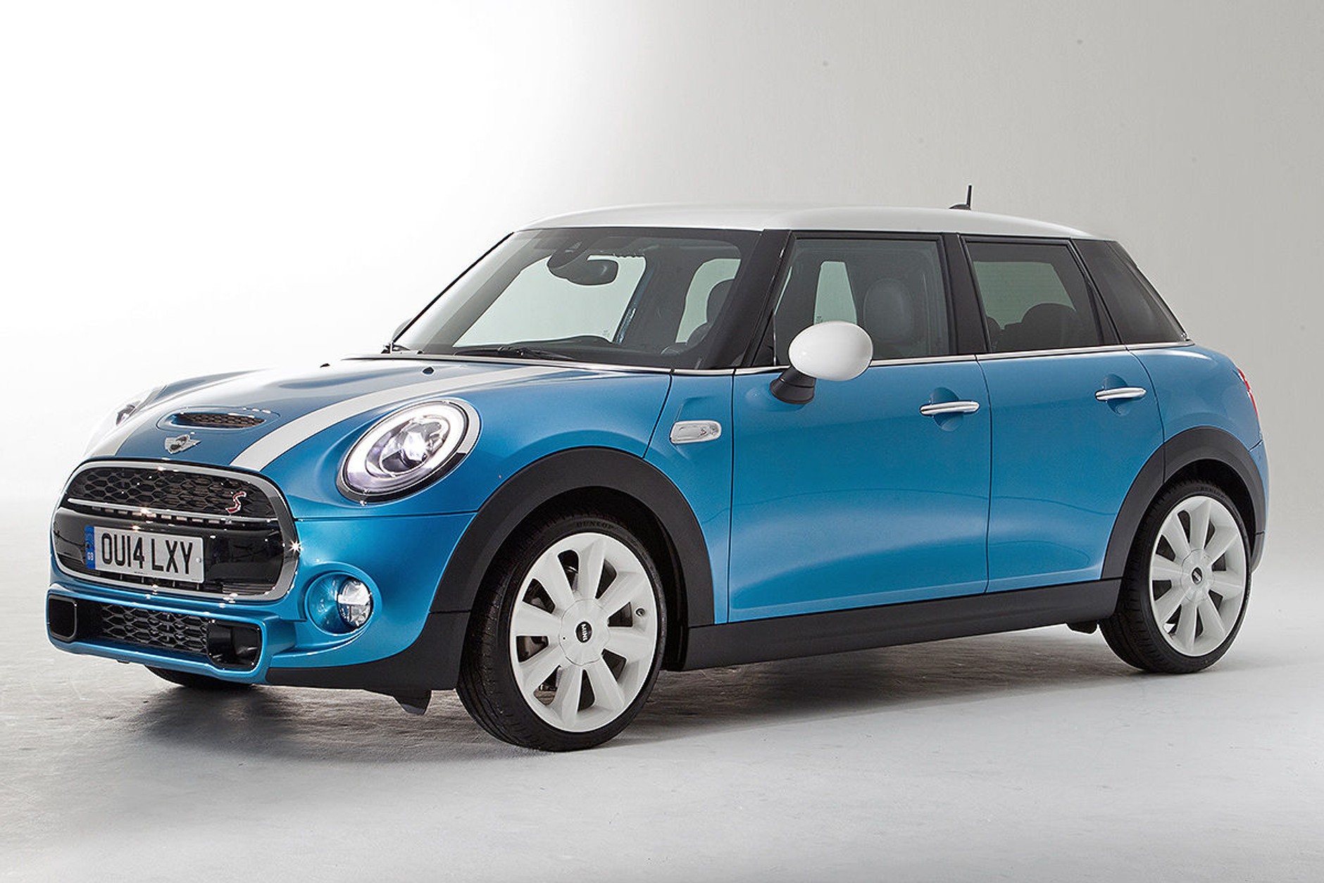 Mini hatchback 5d.