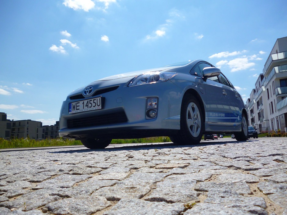 Mówisz hybryda, myślisz Prius