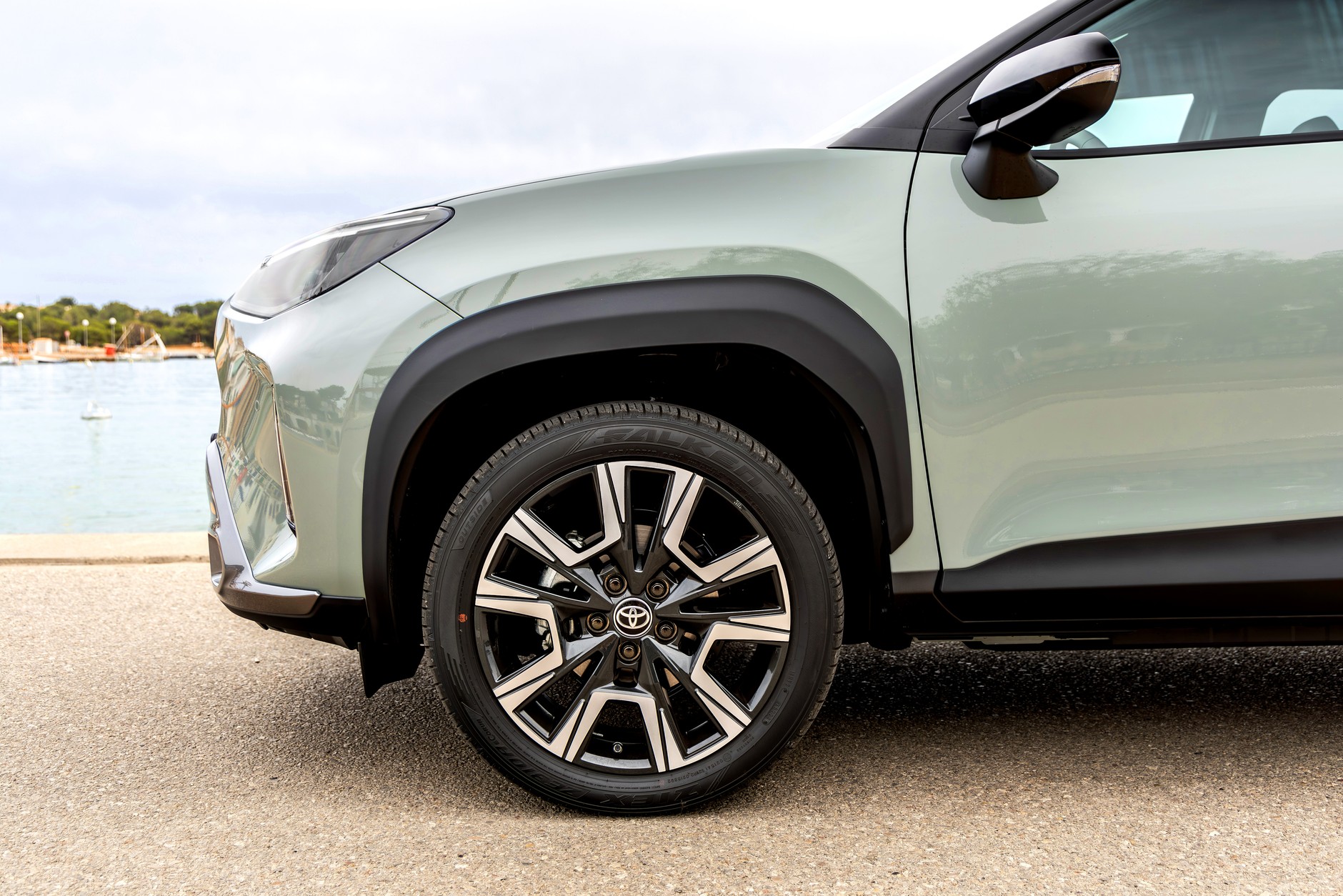 Toyota Yaris Cross (2024)