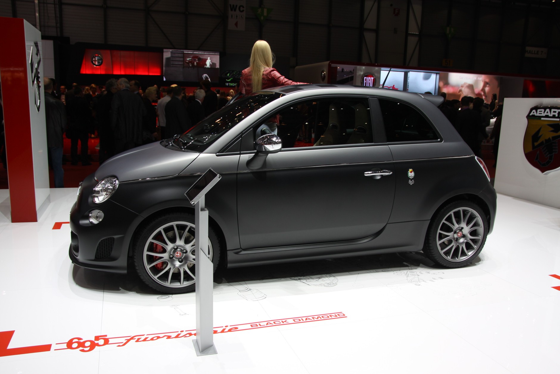 Abarth 695 Black Diamond (Genewa 2013)