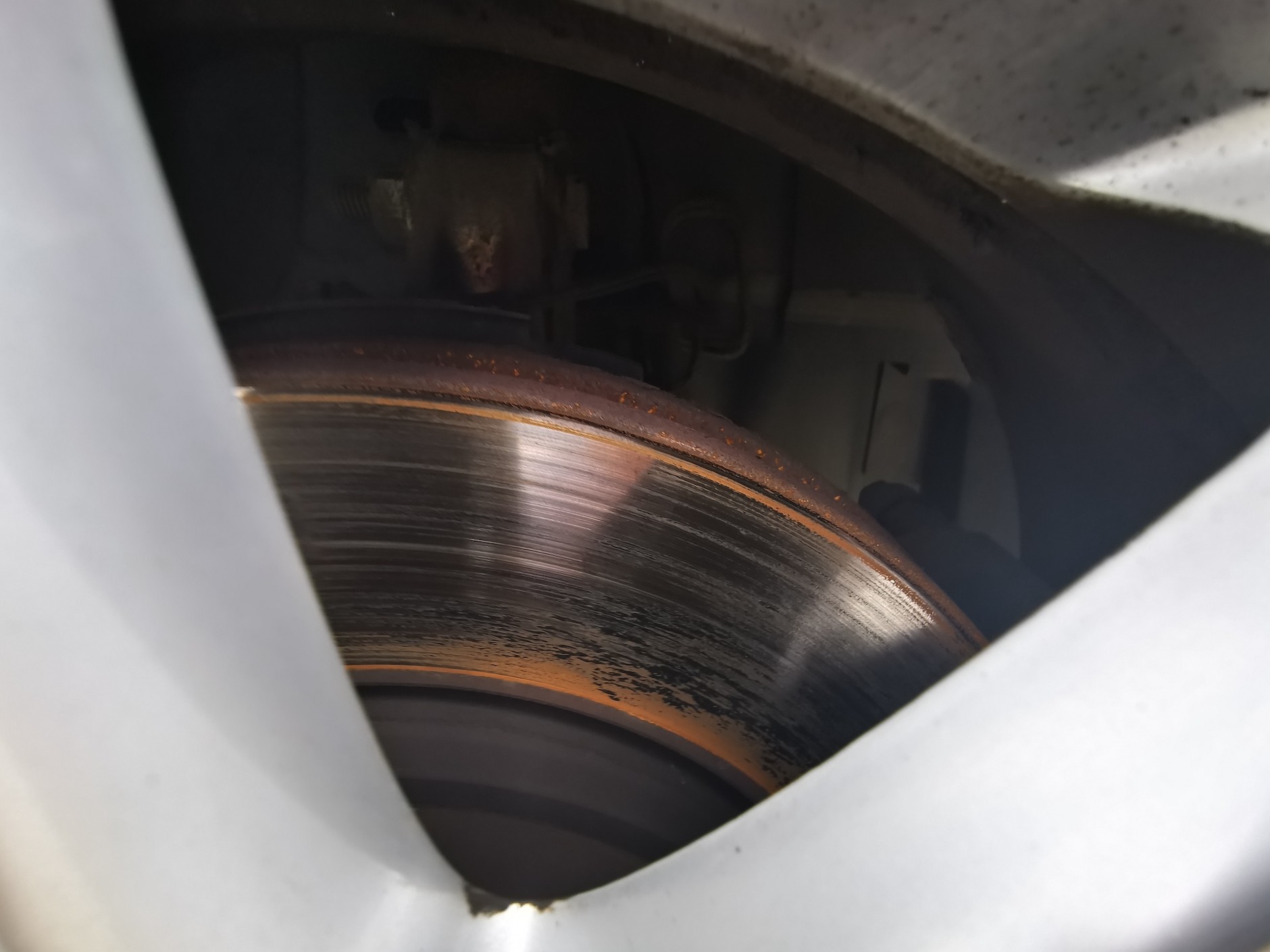 Chrysler numer dwa: tarcze hamulcowe jeszcze chwilę posłużą