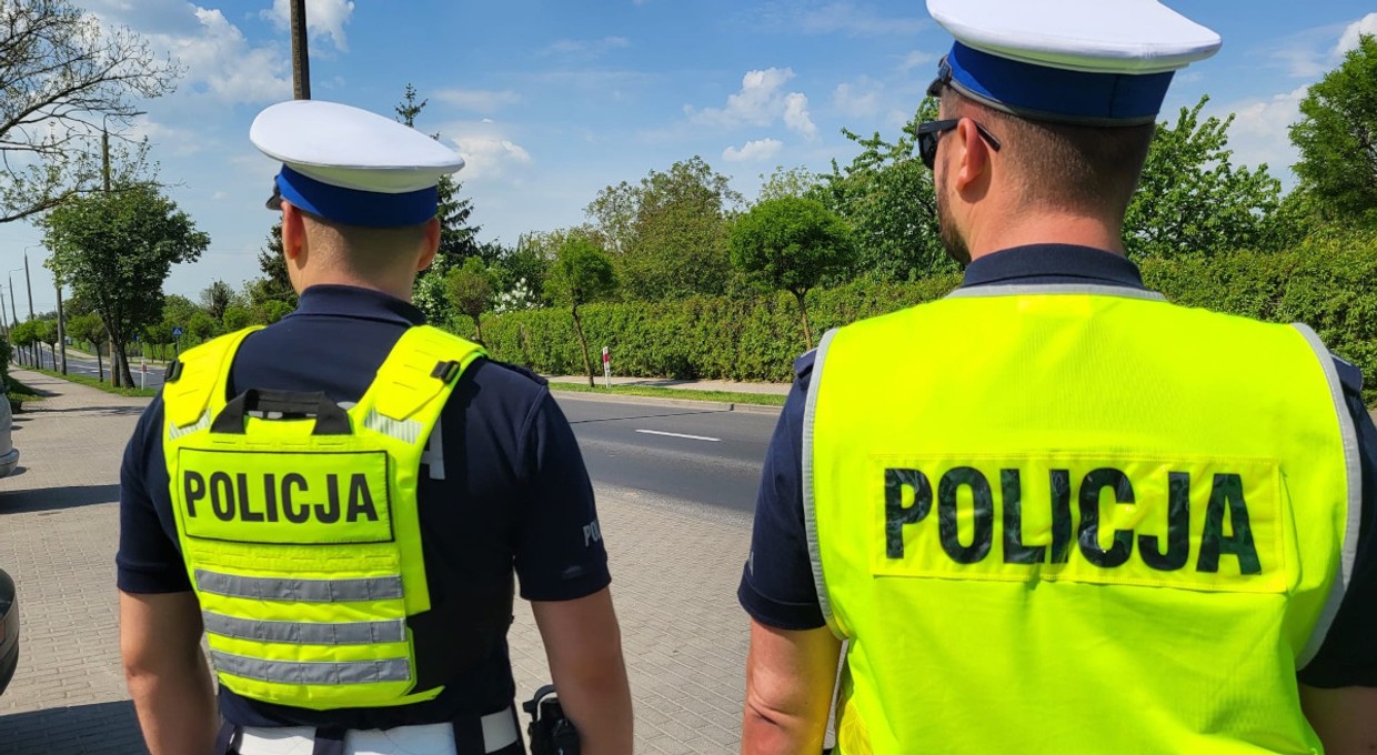 Więcej wypadków i rannych, tyle samo ofiar, mniej nietrzeźwych. Bilans majówki 24 na polskich drogach