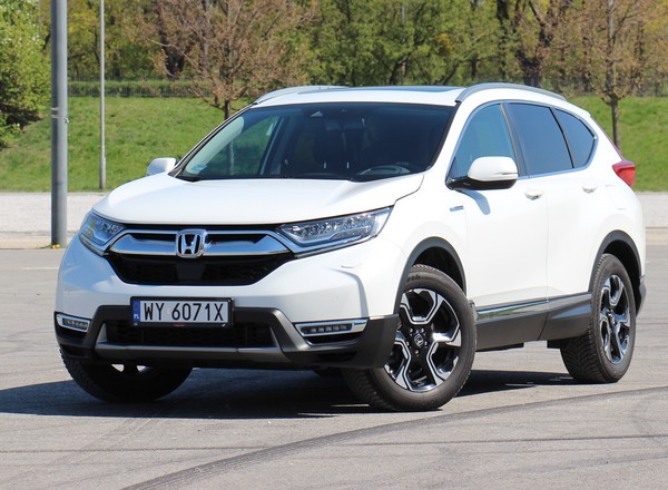 Honda CR-V Hybrid – zastąpić diesla