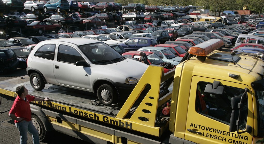 Z niemieckiego szrotu do polskiego komisu