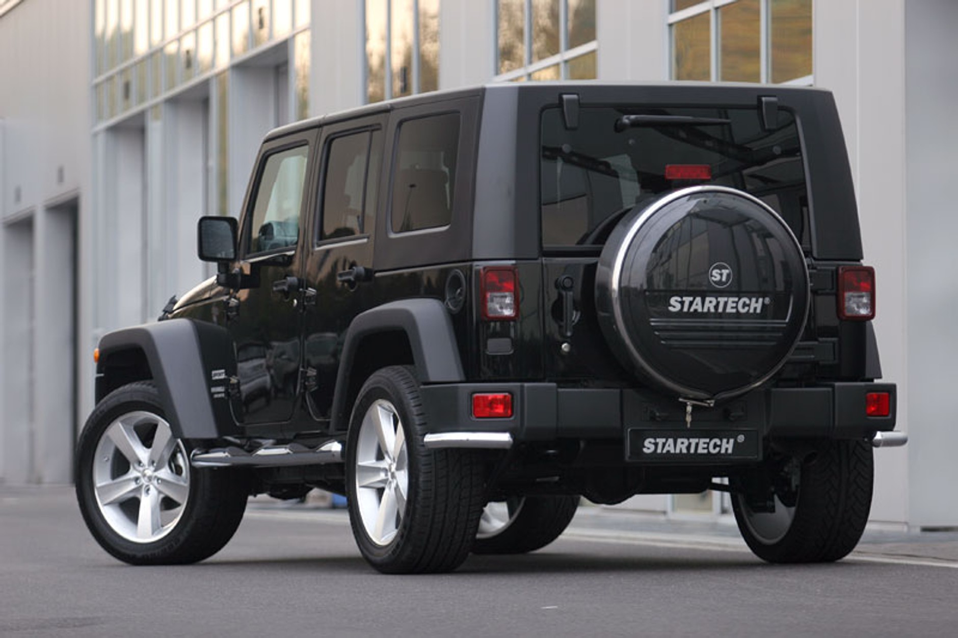Jeep Wrangler Unlimited Startech – nigdy więcej terenówką