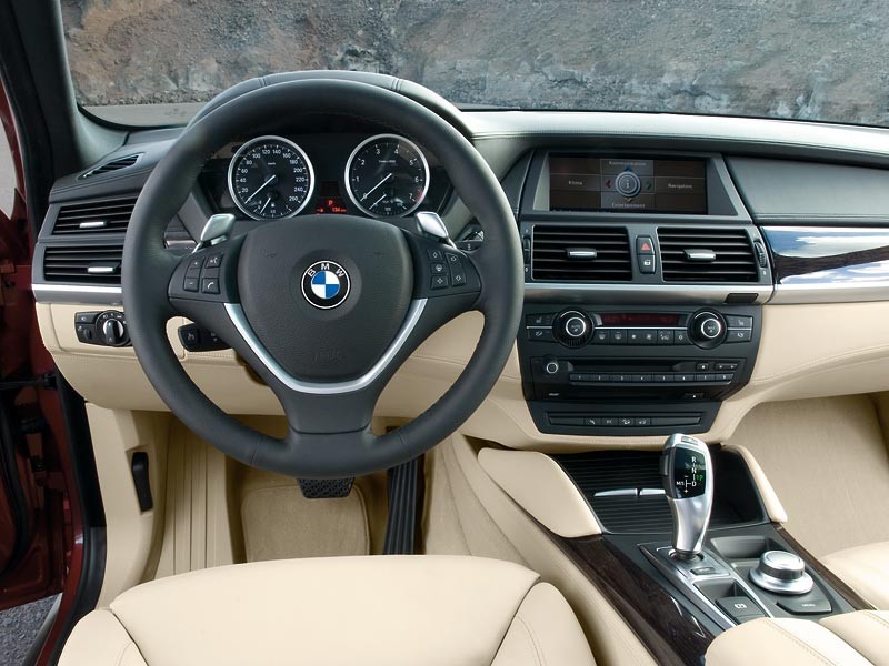 BMW X6 Sports Activity Coupé: fotogaleria, wideo i dane techniczne
