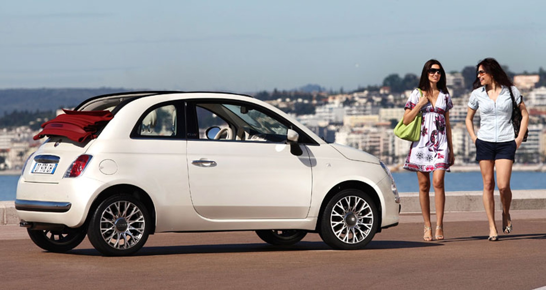 Fiata 500 w USA będą sprzedawali dilerzy Chryslera, produkcja w Meksyku