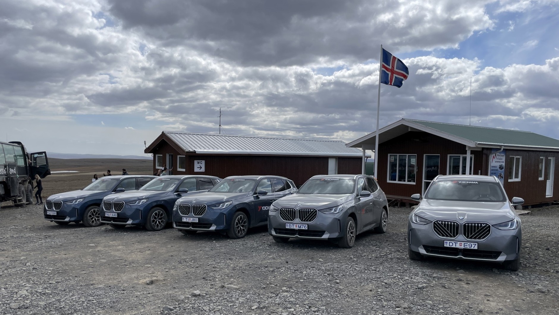 Opony całoroczne Yokohama BluEarth-AllSeason2 na BMW X3