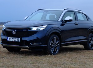 Nowa Honda HR-V e:HEV - już tylko hybrydowa, ale czy lepsza od poprzedniej?