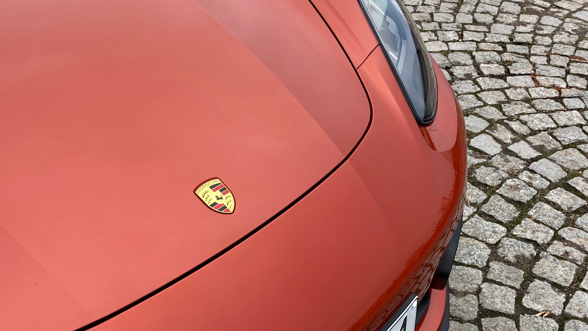 Porsche Panamera 4 E-Hybrid Platinum Edition