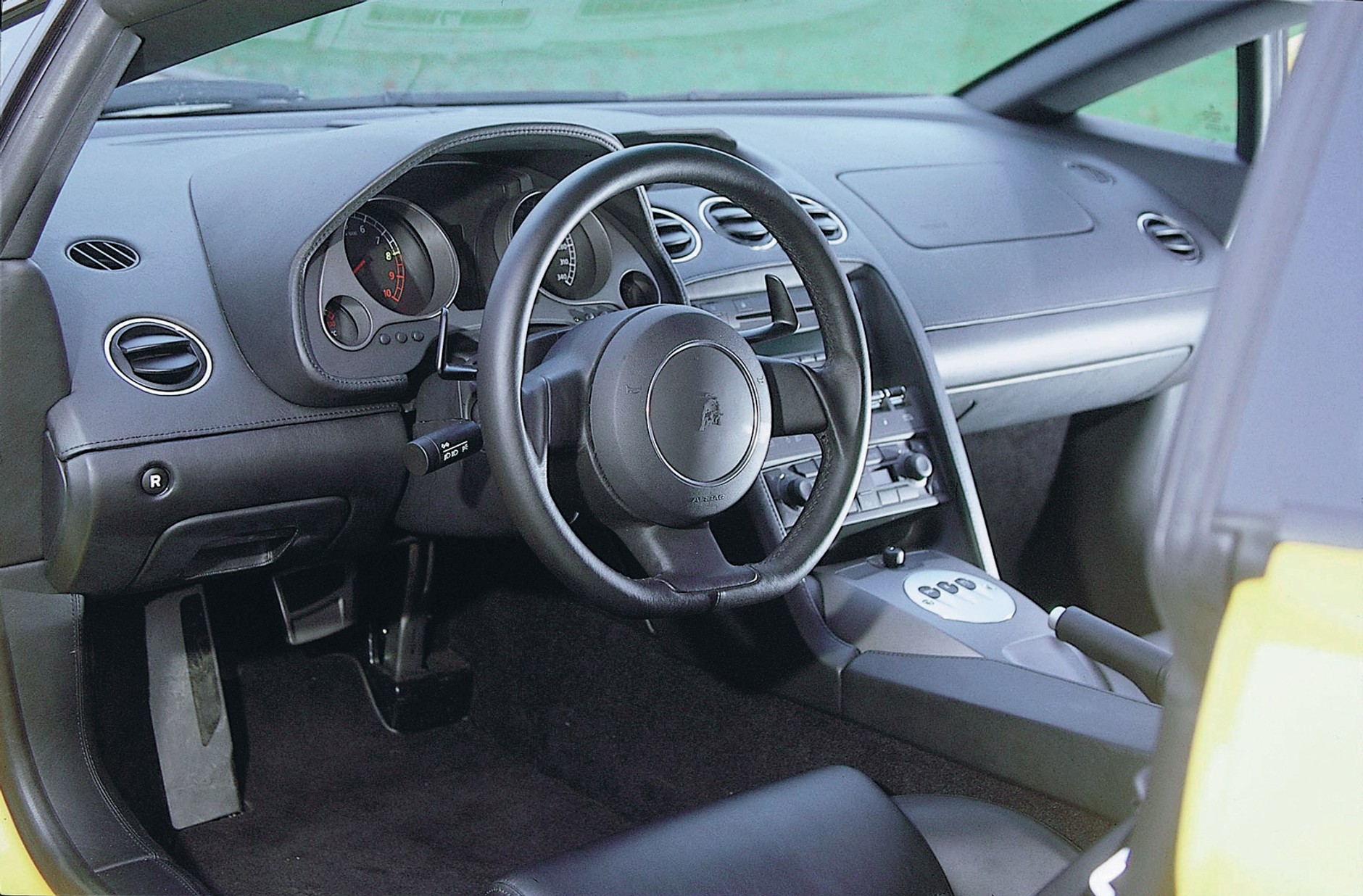 Dodge Viper, Lamborghini Gallardi, Mercedes SL 55 AMG