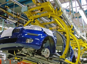 Kolejne zwolnienia w motoryzacji. 260 pracowników w polskich fabrykach