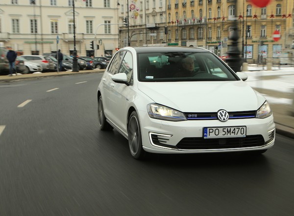 Volkswagen Golf GTE – hybrydowa alternatywa