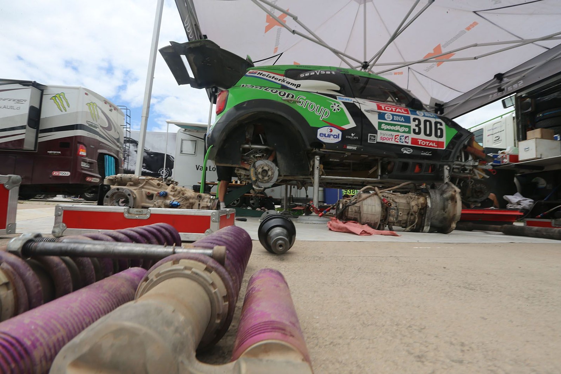 Dakar 2016: regeneracja sił i maszyn (dzień odpoczynku, galeria)