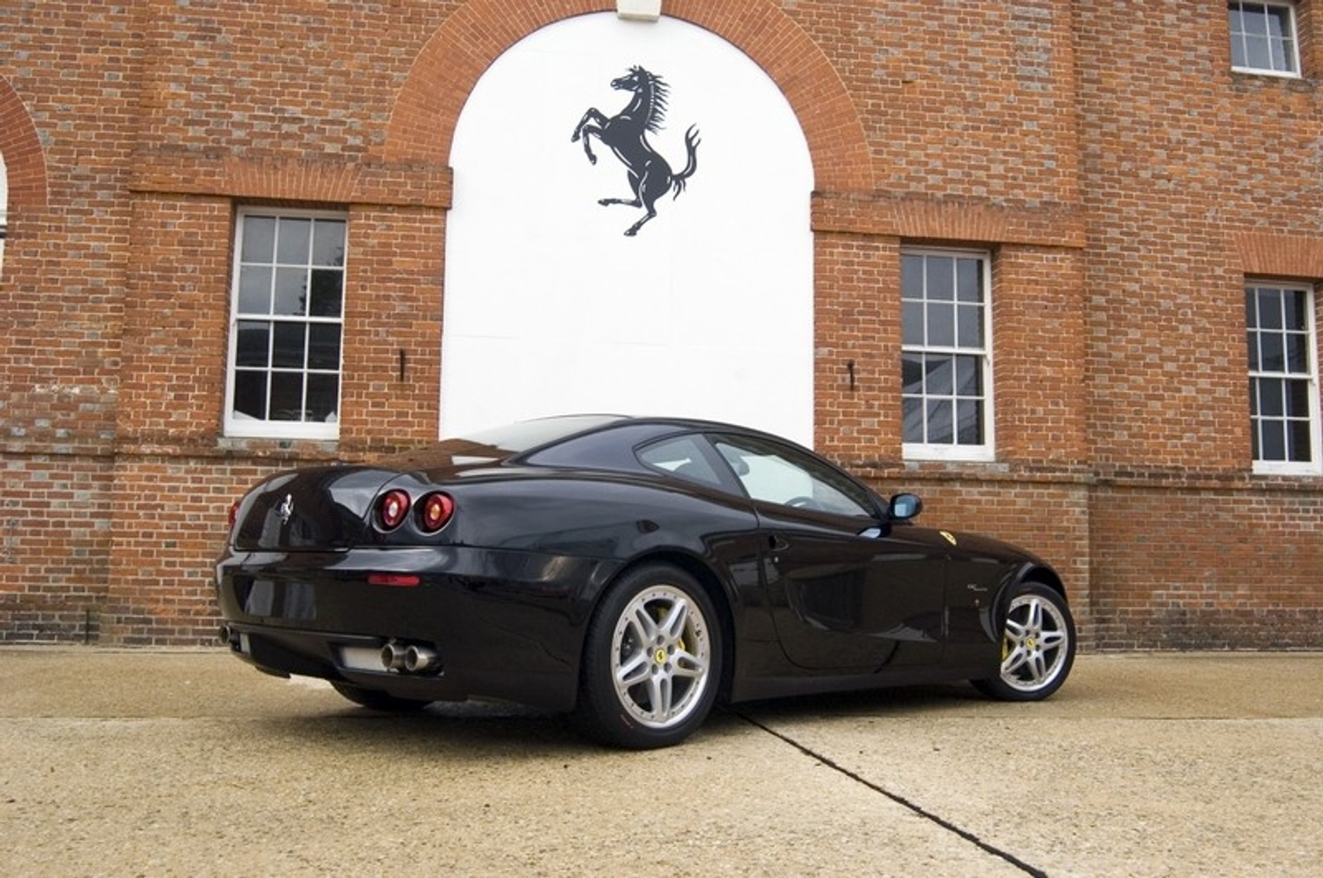 Ferrari 612 Scaglietti Special Edition na zamówienie pisma Wallpaper