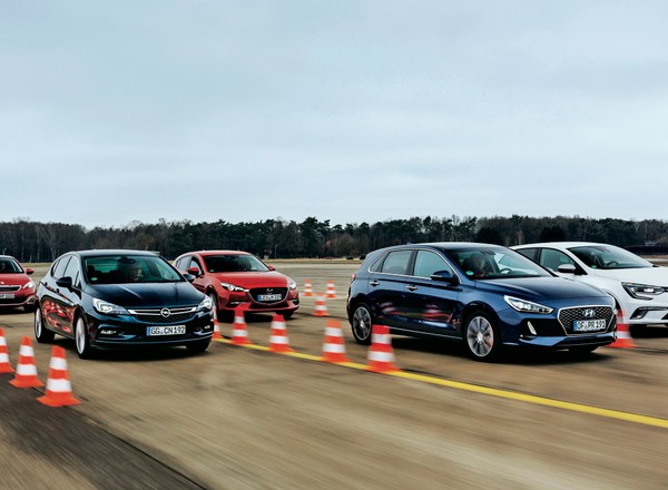 Kompaktowe przetasowanie - nowy Hyundai i30 kontra Mazda 3, Opel Astra, Peugeot 308 i Renault Megane