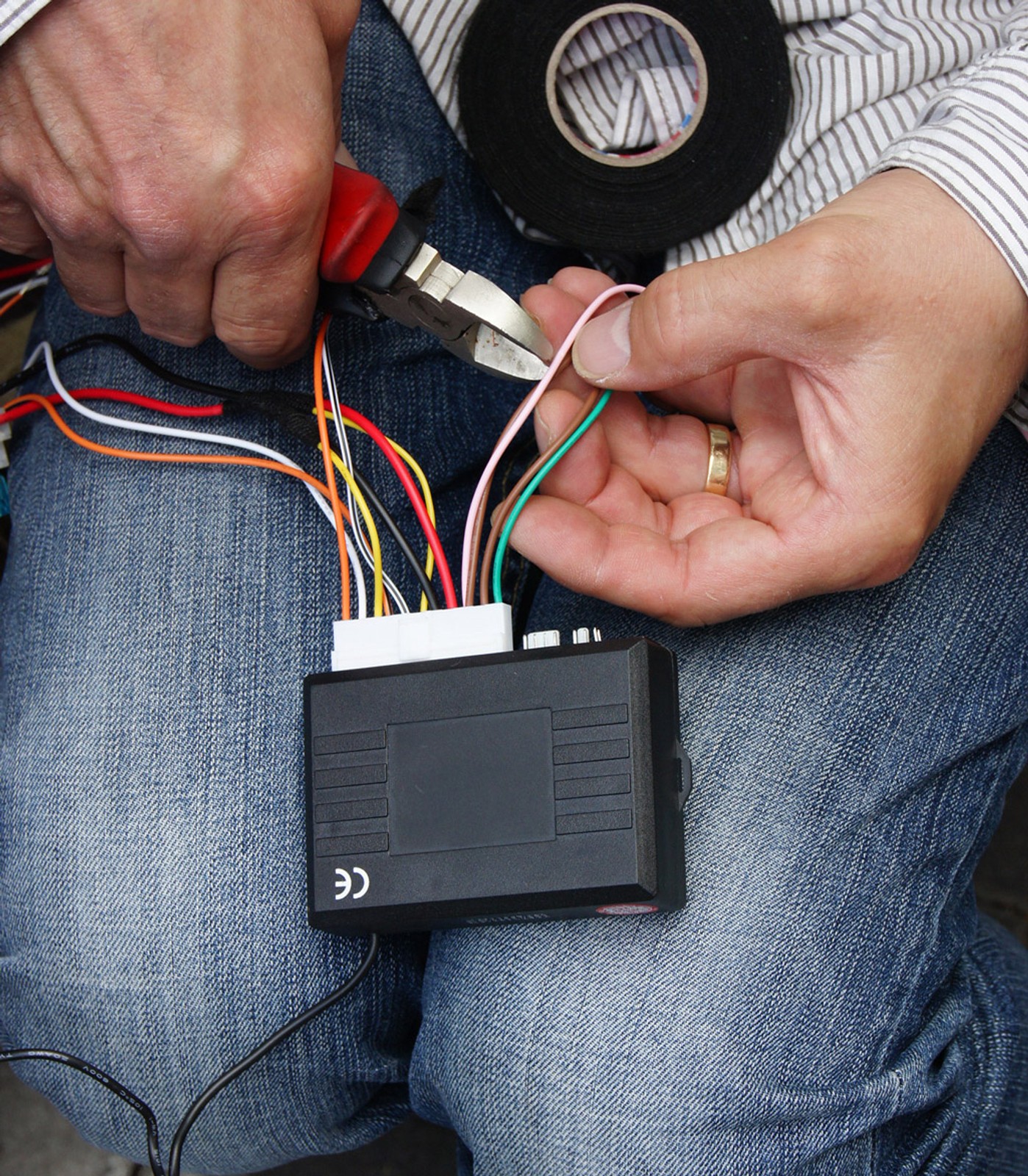 Jak do centralnego zamka dorobić sterowanie pilotem?