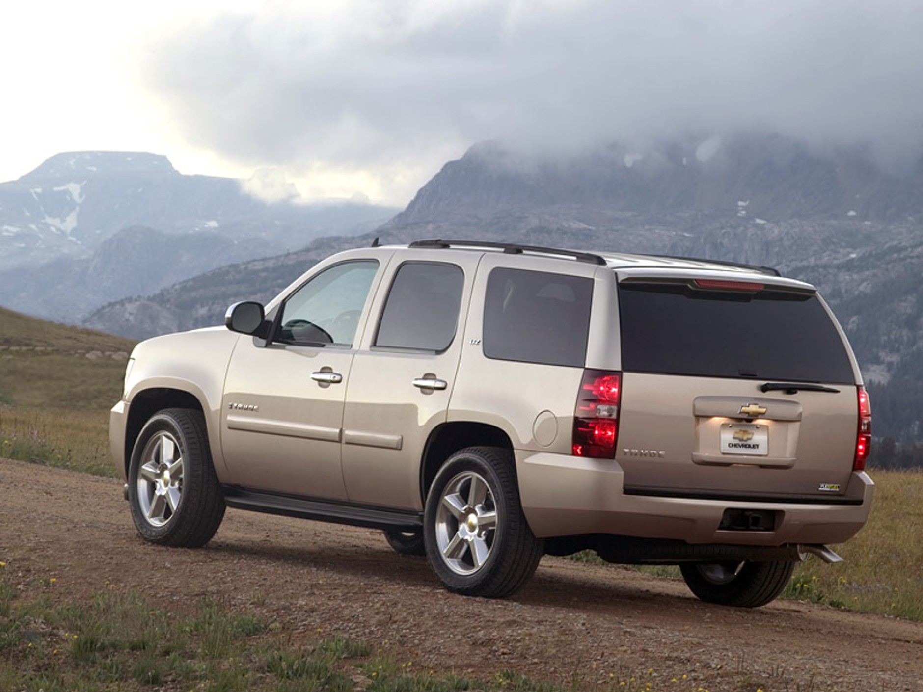 Escalade dla mas: Chevy Tahoe 6,2 V8 (283 kW/385 KM)