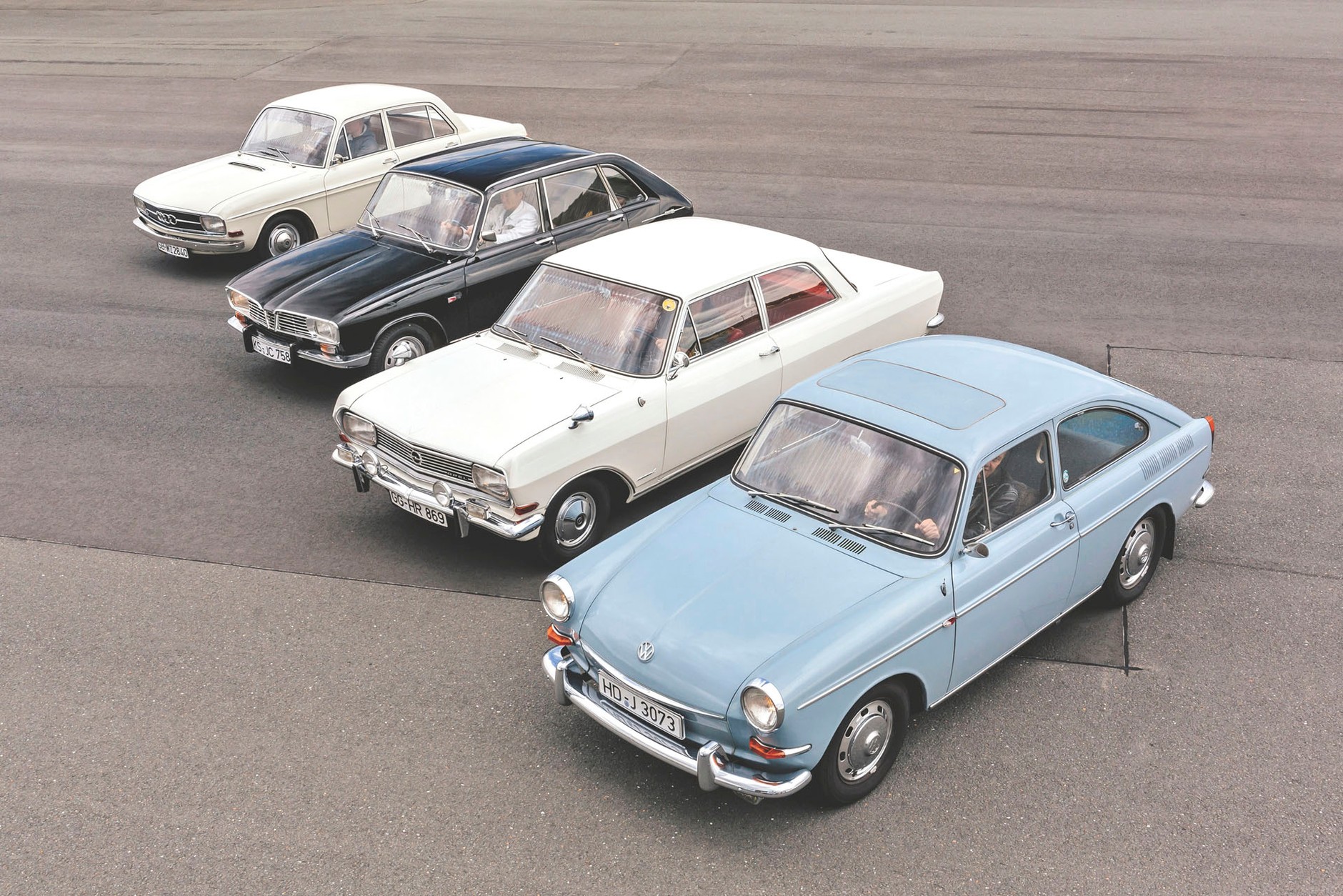 Porównanie aut klasy średniej z lat 60. - Volkswagen, Audi, Opel czy Renault?