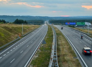 W ten weekend wraca zakaz jazdy. Dotyczy konkretnych kierowców i godzin
