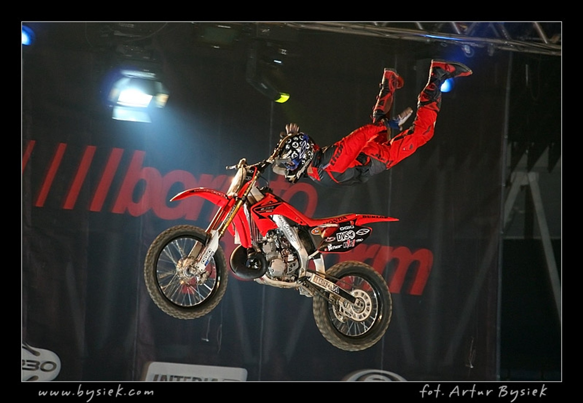 DIVERSE Night of the Jumps - fotografował Artur Bysiek