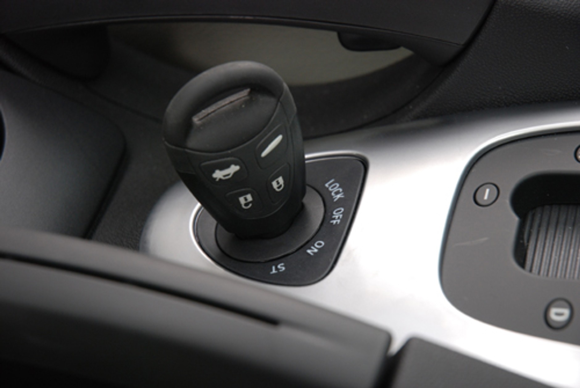 Saab 9-3 aero - Dyskretne turbo