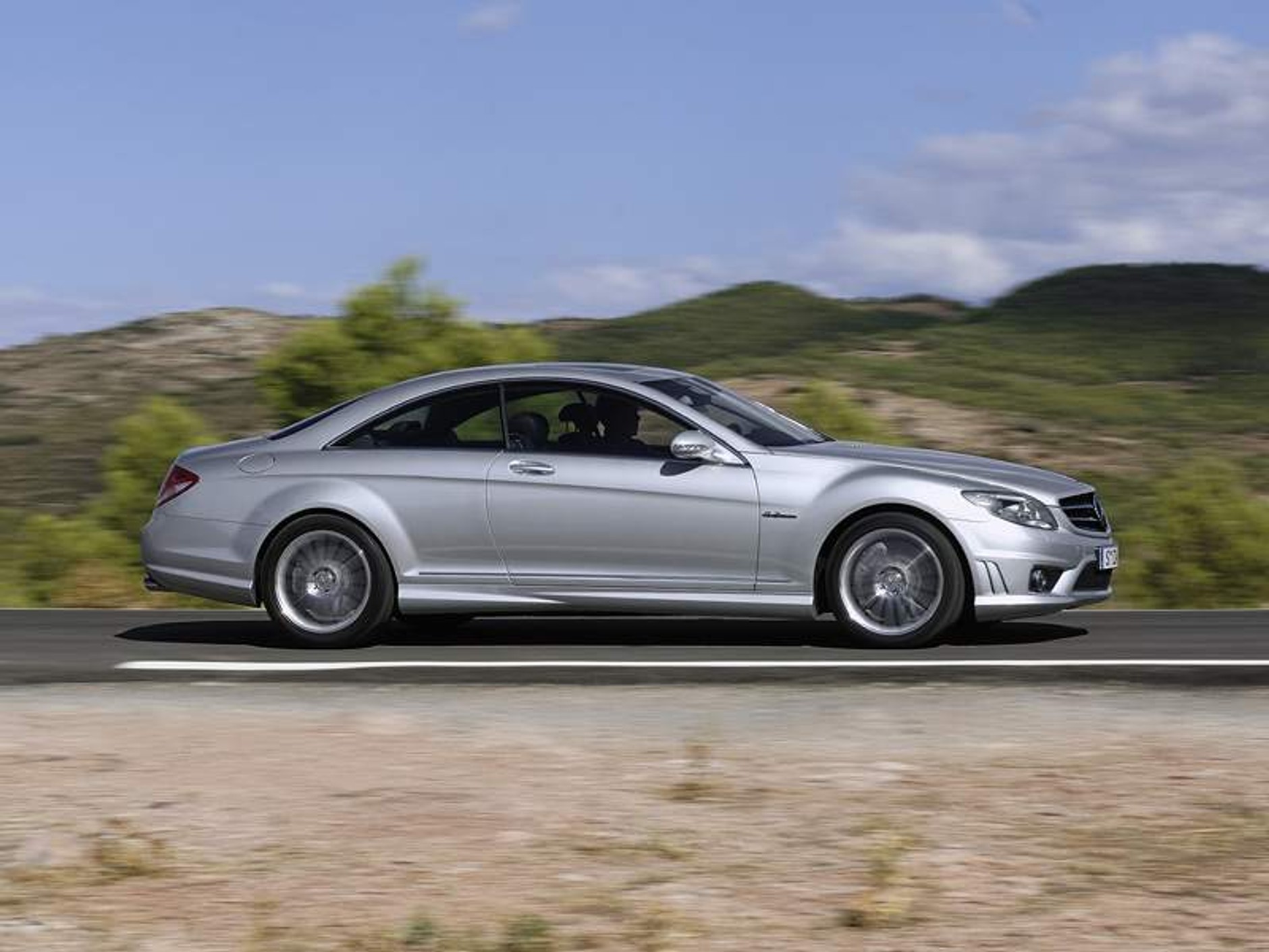 Mercedes-Benz CL 63 AMG – szybki luksus