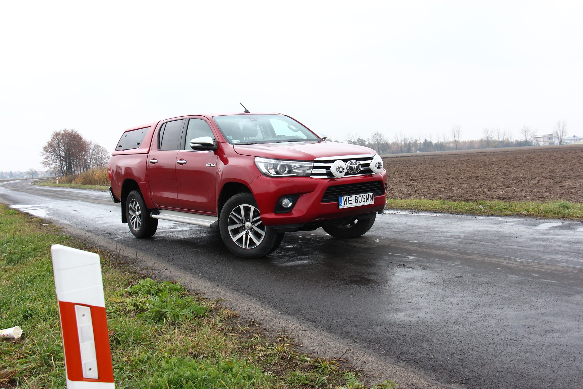 Toyota Hilux VIII  2.4 D-4D