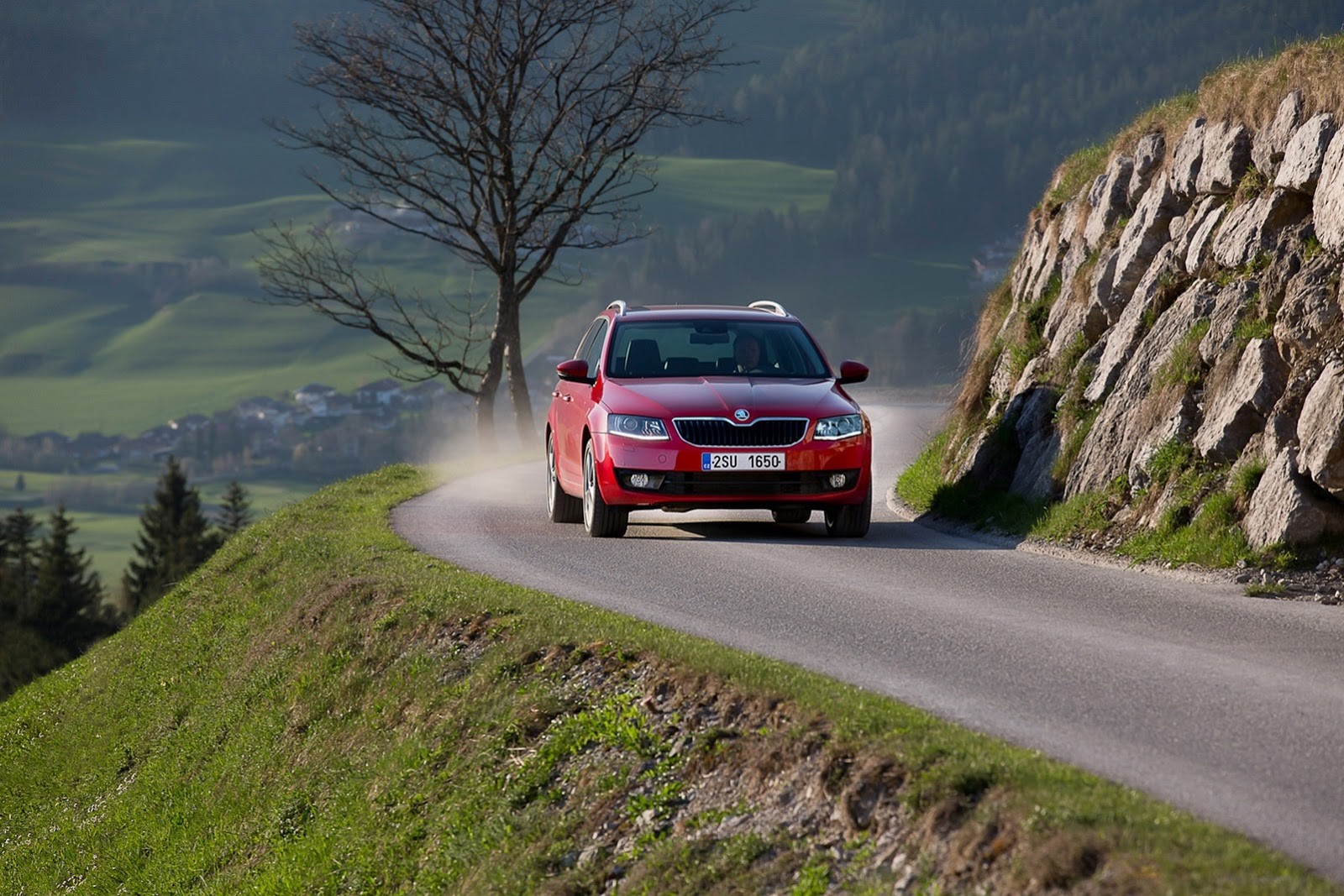 Skoda Octavia Combi 4x4: stworzona na kiepskie drogi