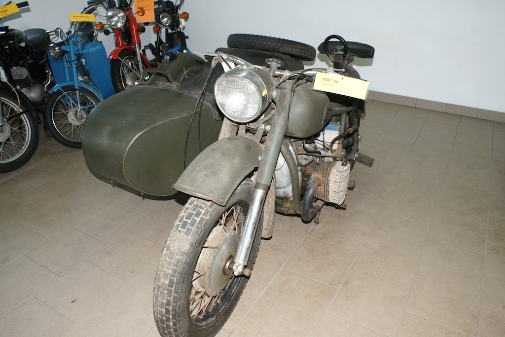 Zabytkowe motocykle w Chlewiskach