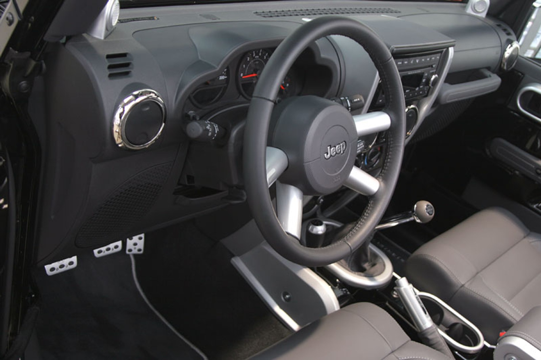 Jeep Wrangler Unlimited Startech – nigdy więcej terenówką